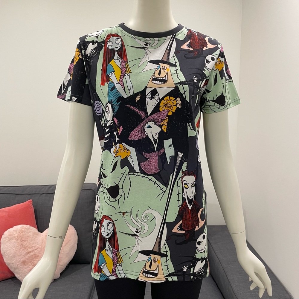 CAKEWORTHY Disney Tim Burton's The Nightmare Before Christmas T-Shirt Size Small